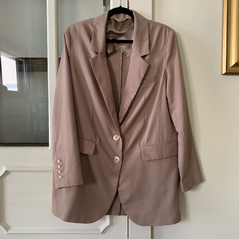 H&M OVERSIZED CAMEL BLAZER